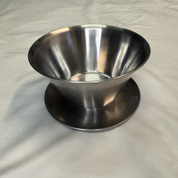 Stainless Steel Leonard Gravy Sauce Bowl with Attached Saucer Plate Leonard - Picture 1 of 5